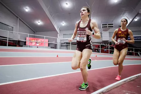 BIRMINGHAM, AL - January 26, 2024 - Mississippi State Distance Runner Madelyn Keating during the Razorback Invitational at the Randal Tyson Track Center in Fayetteville, AR. Photo by Will Porada