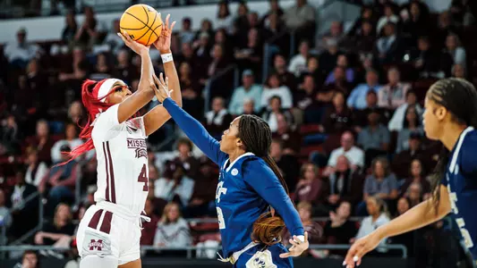 Jessika Carter Jumpshot