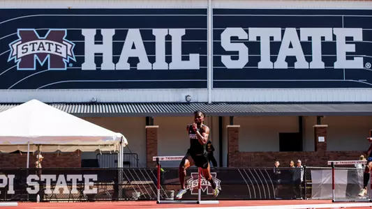 Aj Hale Running in 400m hurdles at the Bulldog ALumni Relays