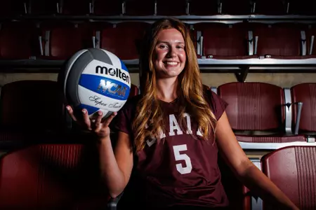 STARKVILLE, MS - July 22, 2024 - Mississippi State Setter Erin Kline (#5) during production day at the Newell-Grissom Building in Starkville, MS. Photo By Hallie Walker