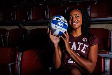 STARKVILLE, MS - July 22, 2024 - Mississippi State Middle Blocker Sanaa Williams (#22) during production day at the Newell-Grissom Building in Starkville, MS. Photo By Hallie Walker