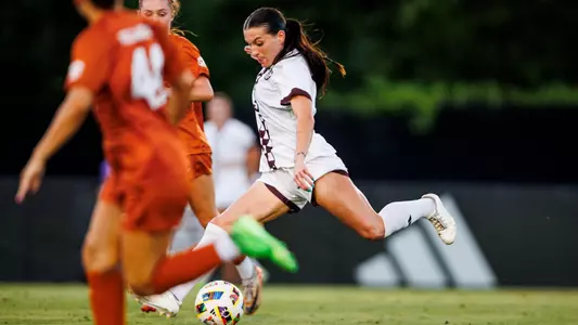 STARKVILLE, MS - September 22, 2024 - Mississippi State Midfielder Ally Perry (#5) during the match between the Texas Longhorns and the Mississippi State Bulldogs at the MSU Soccer Field in Starkville, MS. Photo By Mike Mattina