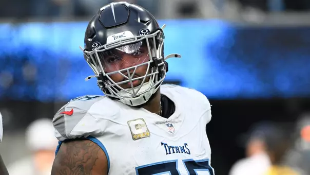 Nov 10, 2024; Inglewood, California, USA; Tennessee Titans defensive tackle Jeffery Simmons (98) during the second quarter against the Los Angeles Chargers at SoFi Stadium. Mandatory Credit: Robert Hanashiro-Imagn Images