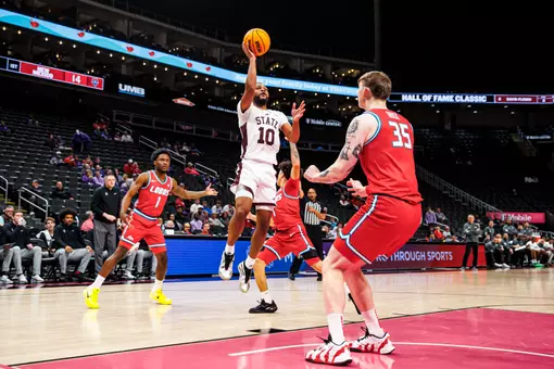 KANSAS CITY, MO - November 21, 2025 - Mississippi Sate Guard Jayden Epps (#10) during the game between the New Mexico Lobos and the Mississippi State Bulldogs at T-Mobile Arena in Kansas City, MO. Photo By Mike Mattina