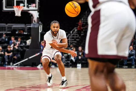 KANSAS CITY, MO - November 21, 2025 - Mississippi Sate Guard Jayden Epps (#10) during the game between the New Mexico Lobos and the Mississippi State Bulldogs at T-Mobile Arena in Kansas City, MO. Photo By Mike Mattina