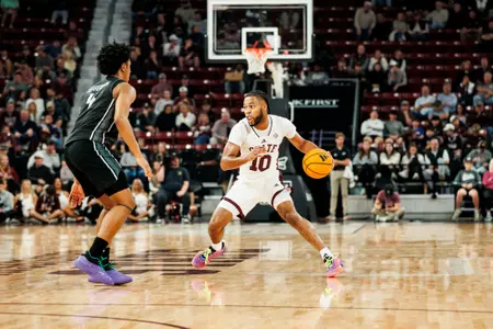 STARKVILLE, MS - November 5, 2025 - Mississippi State Guard Jayden Epps (#10) during the game between the North Alabama Lions and the Mississippi State Bulldogs at Humphrey Coliseum in Starkville, MS. Photo By Jordan Madrid