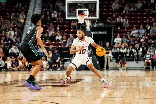STARKVILLE, MS - November 5, 2025 - Mississippi State Guard Jayden Epps (#10) during the game between the North Alabama Lions and the Mississippi State Bulldogs at Humphrey Coliseum in Starkville, MS. Photo By Jordan Madrid