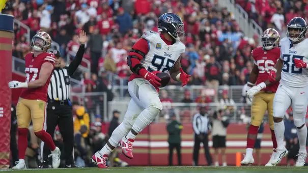 Dec 14, 2025; Santa Clara, California, USA; Tennessee Titans defensive tackle Jeffery Simmons (98) celebrates scoring a touchdown during the fourth quarter against the San Francisco 49ers at Levi's Stadium. Mandatory Credit: Cary Edmondson-Imagn Images