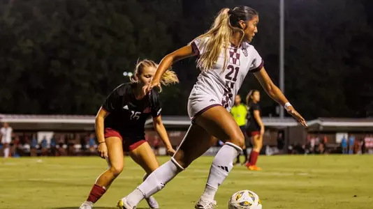 STARKVILLE, MS - August 21, 2025 - Mississippi State Forward Nancy Almanza (#21) during the match between the Jaxonville State Gamecocks and the Mississippi State Bulldogs at the MSU Soccer Field in Starkville, MS. Photo By Jordan Madrid