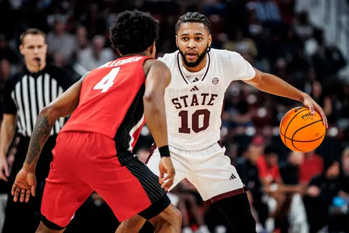 STARKVILLE, MS - March 07, 2026 - Mississippi Sate Guard Jayden Epps (#10) during the game between the Georgia Bulldogs and the Mississippi State Bulldogs at Humphrey Coliseum in Starkville, MS. Photo By Mike Mattina