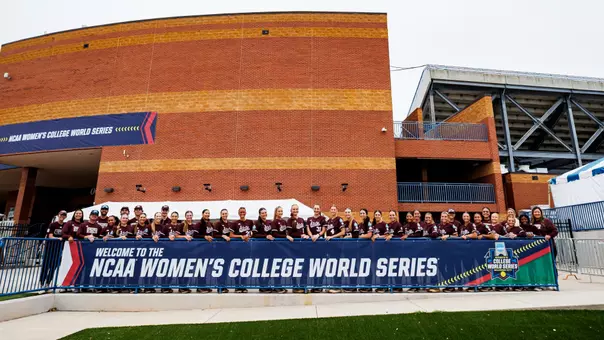 Softball Team Photo at WCWS