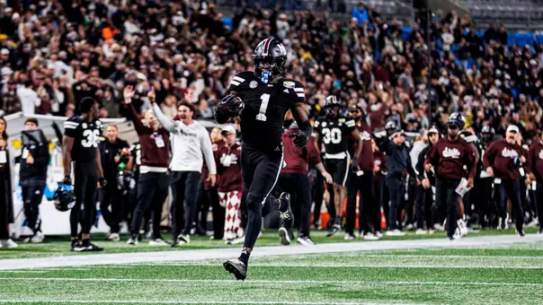 CHARLOTTE, NC - January 02, 2026 - Mississippi State Cornerback Kelley Jones (#1) during the Duke’s Mayo Bowl against the Wake Forest Demon Deacons at Bank of America Stadium in Charlotte, NC. Photo By Mike Mattina