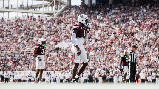 STARKVILLE, MS - November 8, 2025 - Mississippi State Cornerback Kelley Jones (#1) during the game between the Georgia Bulldogs and the Mississippi State Bulldogs at Davis Wade Stadium at Scott Field in Starkville, MS. Photo By Jordan Madrid