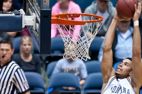 MBB_Rush_Dunk_J-W_2010