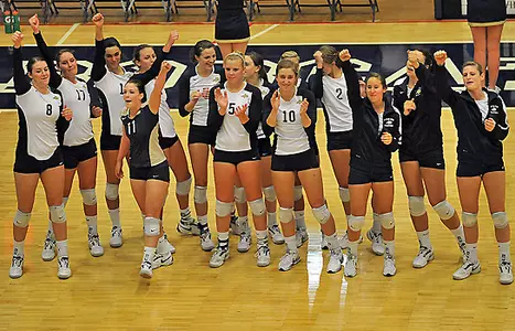 WVB_Team_Cheer_20105