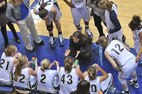 WBB_HUDDLE_2011.