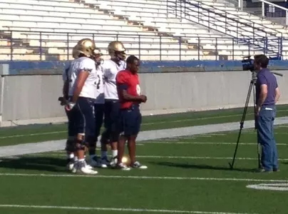 DeNarius & O-linemen interview