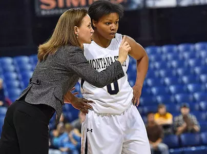 WBB_1415_BINFORD_COLE_GONZAGA