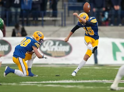 FB_14_DALY_KICKOFF_UND