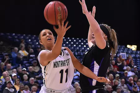 WBB_STOCKTON_LAYUP_1516_UP