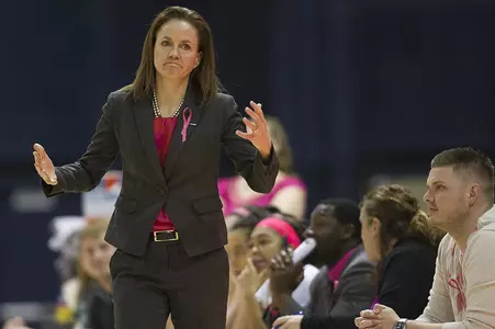 WBB_1617_BINFORD_SUU