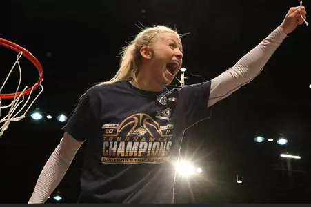 WBB_1617_NORDGAARD_NET_BSC_TOURNEY