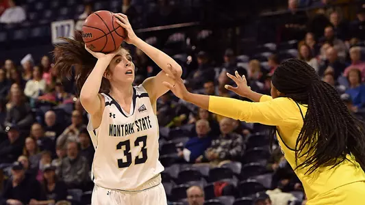 WBB_1718_SMITH_NAU_1