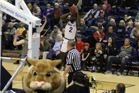 Keljin Blevins jumper