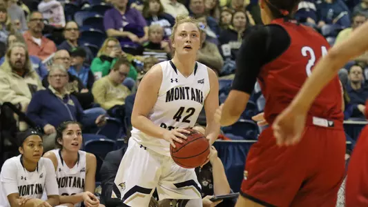 WBB_1819_WRIGHT_SHOOTS_SUU_AP