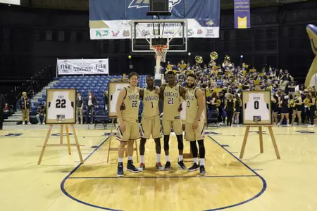 MBB 2017-18 Seniors