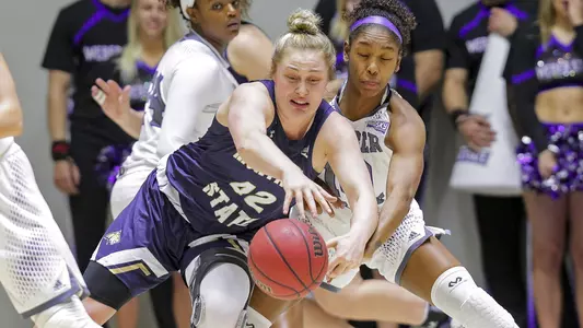 WBB_1819_WRIGHT_FIGHT_WSU_RC