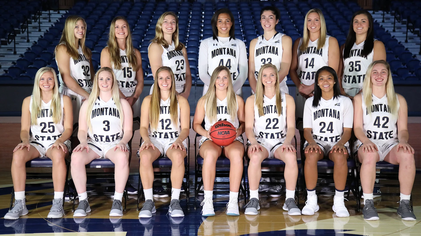 WBB_1819_TEAM_PHOTO_WEB