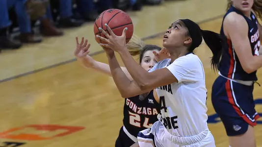 WBB_1920_SQUIRES_LAYUP1_GONZAGA_RDH