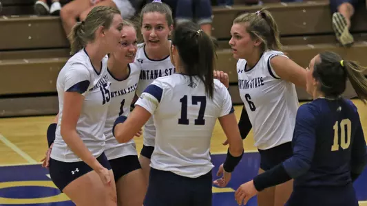 VB_19_POINT_HUDDLE