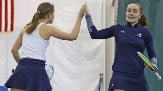 wtn_1819_Mary_Fristam_High_Five