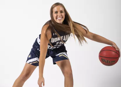 Martell_Tori posed action