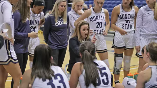 WBB_1920_TIME_OUT_WSU