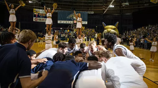 Team_Huddle_Intro