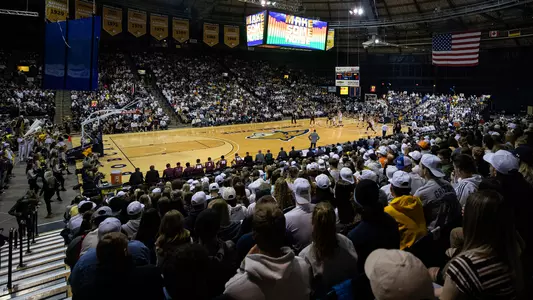 Arena_Worthington_Wide