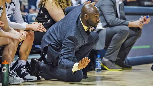 WBB_1920_ASSIBEY_COACH_1