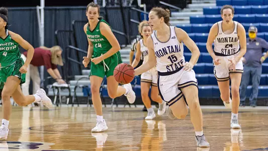 WBB_2021_BEATTIE_UP_COURT_GB.jpg