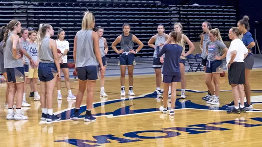 WBB_2122_FIRST_PRACTICE.jpg