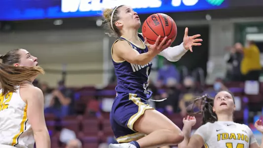 WBB_2021_DARIAN_WHITE_LAYIN_UI_BSCT_BN