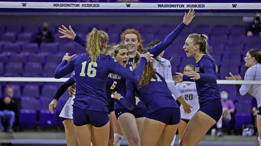 VB_21_UW_CELEBRATE_2.jpg