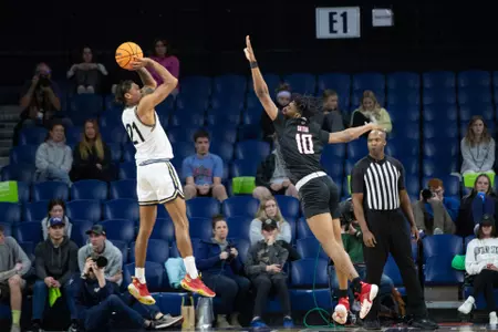 RaeQuan Battle vs. Omaha