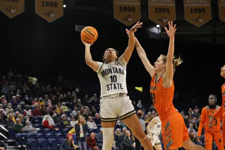 WBB_2122_BAD_BEAR_LAYIN_ISU_GB.jpg