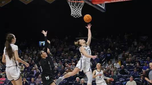 WBB_2223_BEASLEY_LAYUP_PSU.jpg