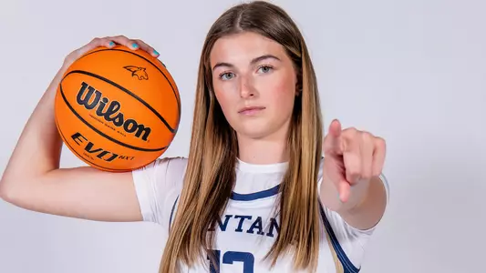 WBB_WBB_BRUMMFIELD_POSEBRUMMFIELD_POSE