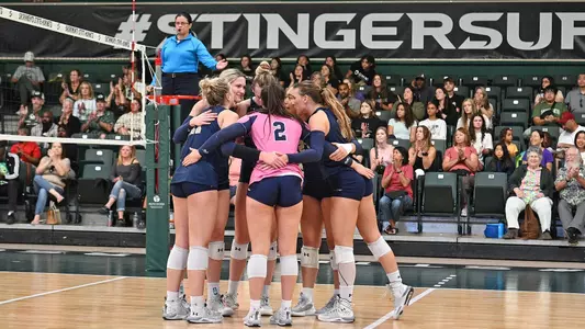 VB_23_HUDDLE_SAC