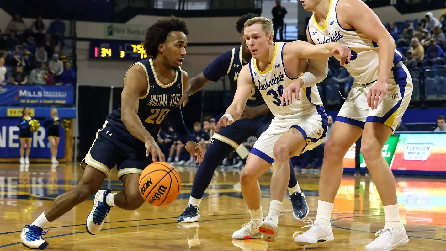 Robert Ford III_MBB recap at South Dakota State_1.6.23